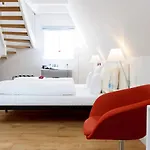 Einzigartig - Kleine Im Wasserviertel Hotel Luneburgo