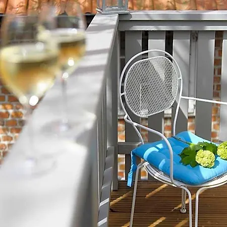 Einzigartig - Kleine Im Wasserviertel Hotel 3*