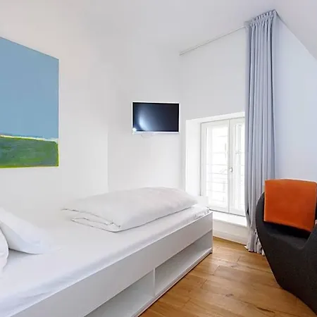 Einzigartig - Kleine Im Wasserviertel Hotel