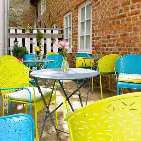 Hotel Einzigartig - Kleine Im Wasserviertel 3*