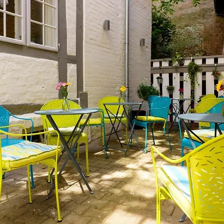 Einzigartig - Kleine Im Wasserviertel Hotel 3*