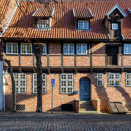 Hotel Einzigartig - Kleine Im Wasserviertel