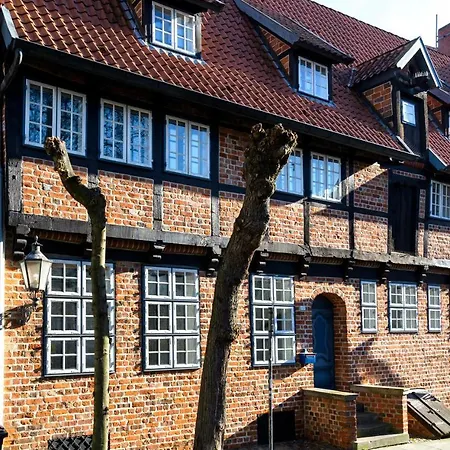 Einzigartig - Kleine Im Wasserviertel Hotel