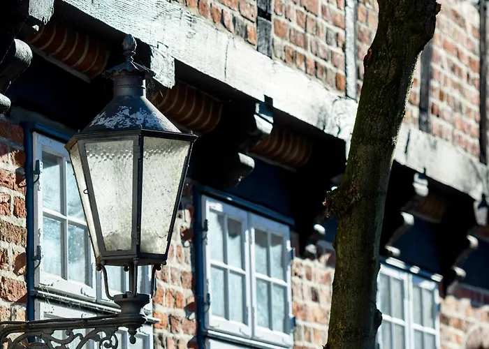 Einzigartig - Kleine Im Wasserviertel Hotel