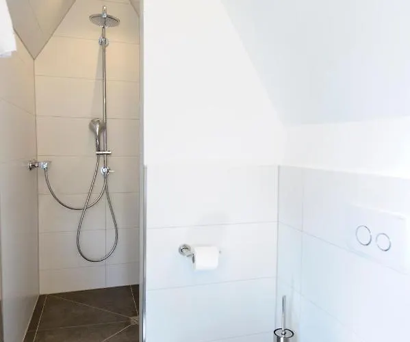 Einzigartig - Kleine Im Wasserviertel Hotel